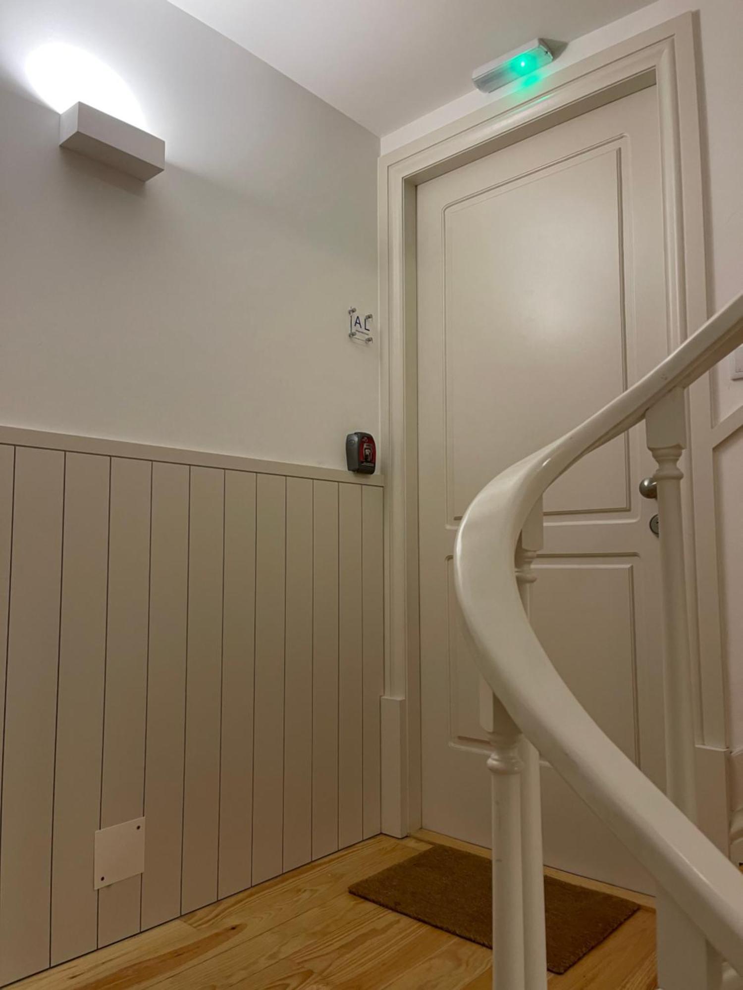 Historic Porto Balcony Hideaway - Taipas House 60 Apartment Bagian luar foto
